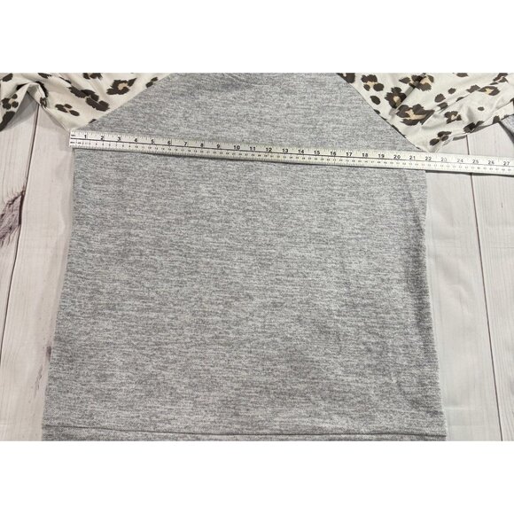 Leopard Print Women's Sweatshirt Pullover Grey Size XL Stylish & Comfy - Picture 6 of 8